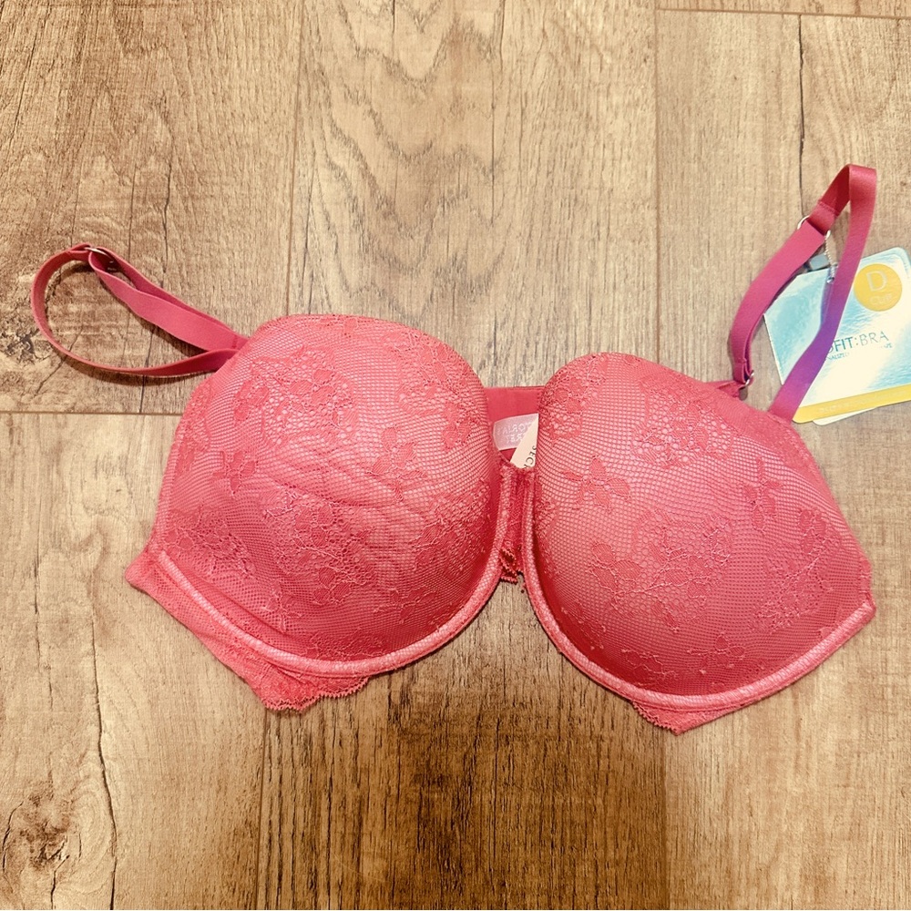 NWT Victoria’s Secret  Biofit pink lace bra size 38 D